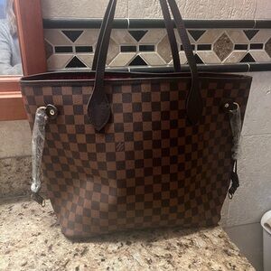 L
Brand New Large Leather Tote, Coin Purse and Dust Bag